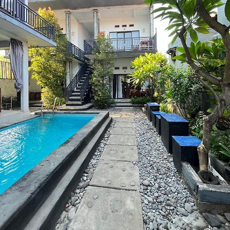 D Jana Apartment Amed  Exterior photo